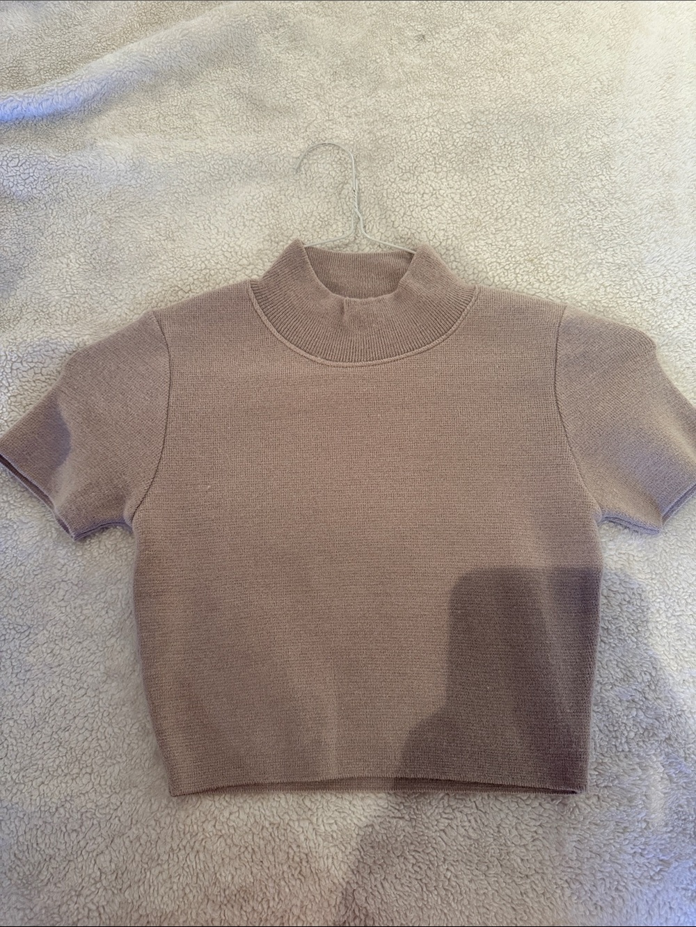 Women's Taupe Short-Sleeve Mock Neck Knit Top